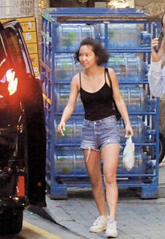 邢言爱