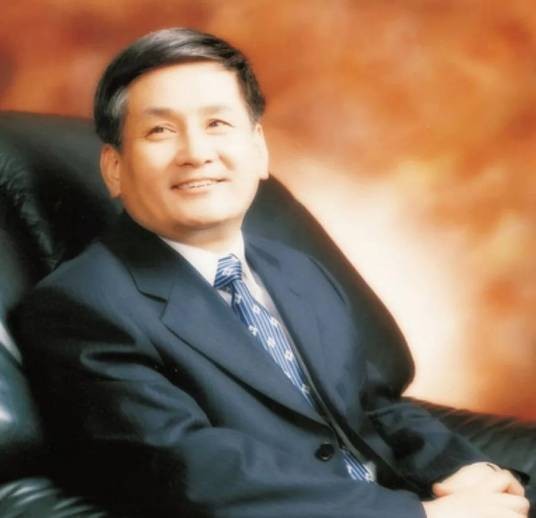 叶辛（中国作家、编剧、全国首届五一劳动奖章得主）