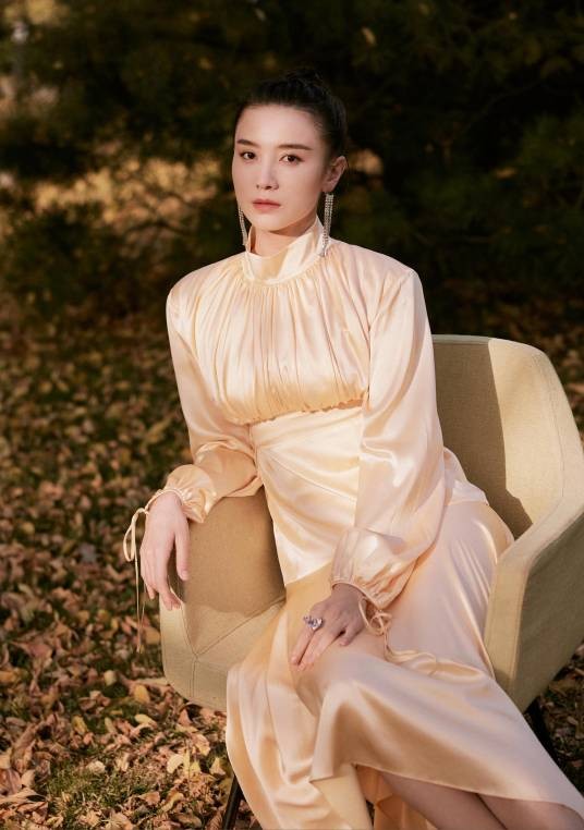 宋佳(中国内地影视女演员、歌手)