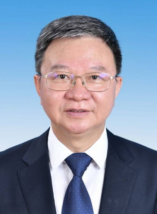 严纯华
