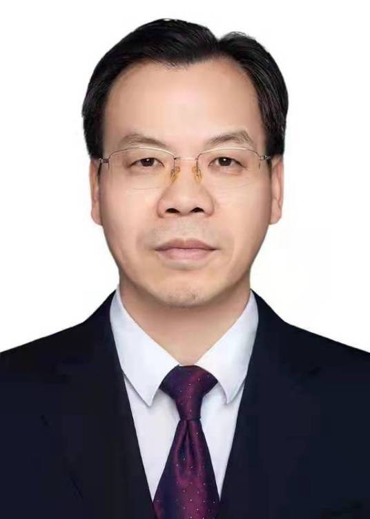 胡建新（湖南省民族宗教事务委员会党组副书记、副主任，一级巡视员）