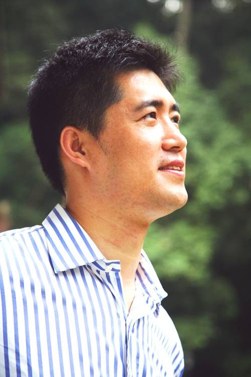 张明亮（国际著名中医及养生专家）