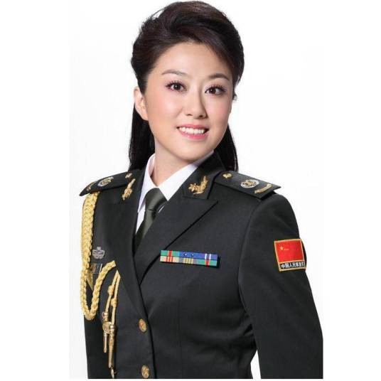 吴娜(中国内地民族唱法女高音歌唱家,国家一级演员)