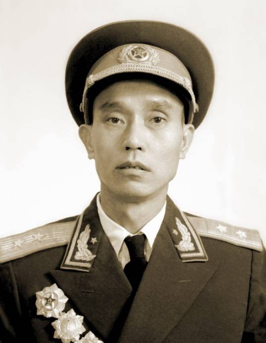 周志坚（中华人民共和国开国中将）