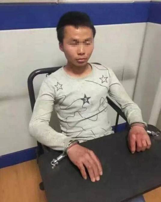2·18武昌火车站杀人案