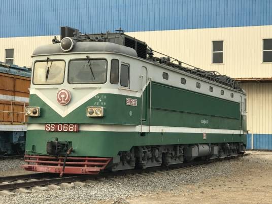 韶山1型电力机车