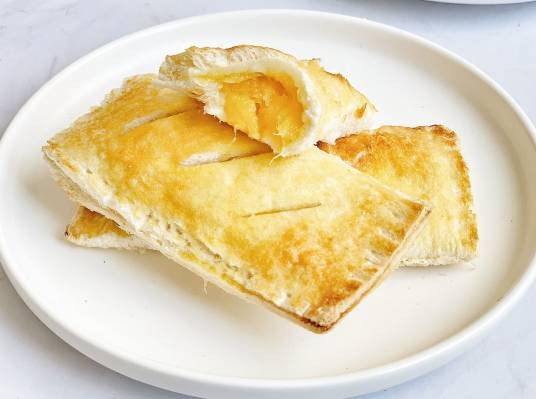 菠萝派（主要用菠萝、水淀粉制作的一种甜点）