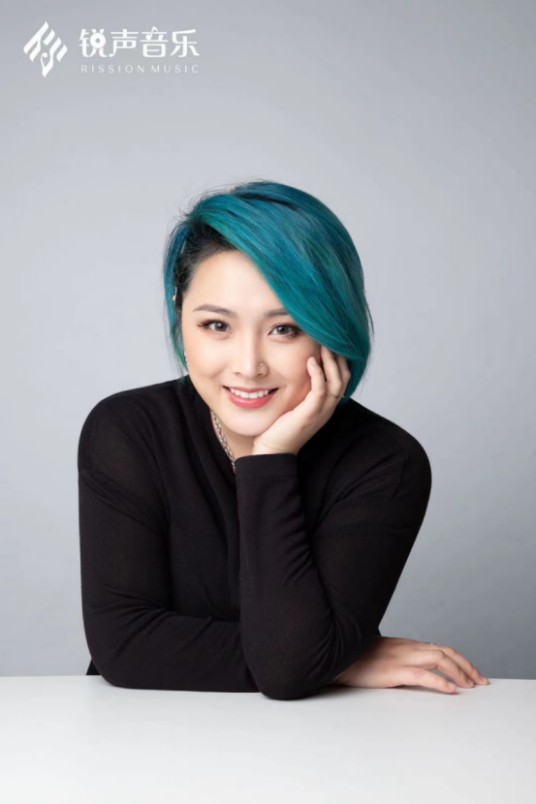 李潇潇(中国女歌手)
