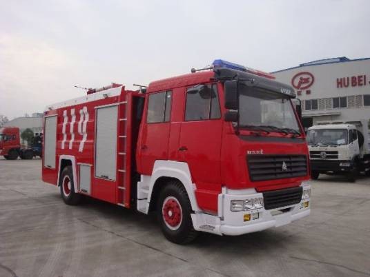 泡沫消防车