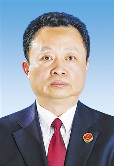 郑黎明（山西省大同市人民检察院党组书记、检察长、二级高级检察官）
