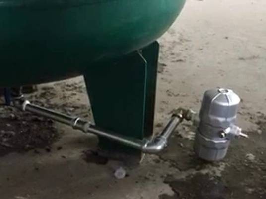 自动排水器