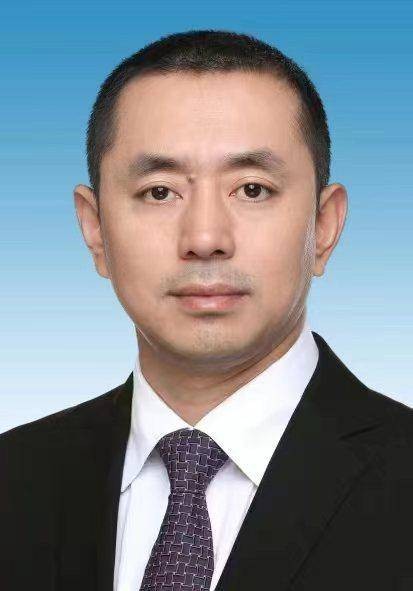 汤立斌