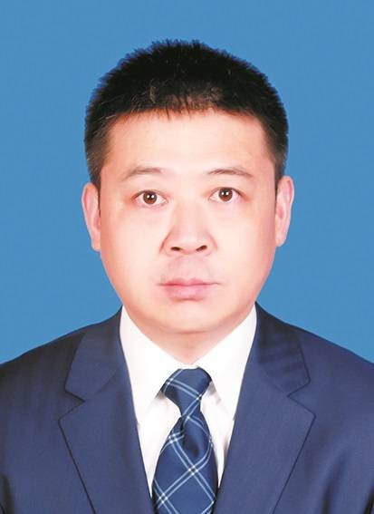 钟文(黑龙江省佳木斯市委常委、副市长)