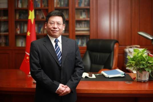 赵德武（四川省第十四届人大经济委员会副主任委员）