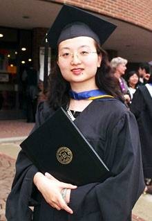 周婷婷（聋人大学生）