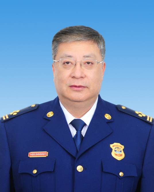 周详（江苏省政协提案委员会分党组成员、副主任）