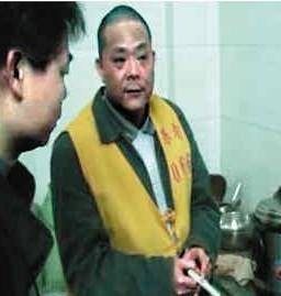 黄光(八甲镇农办副主任)