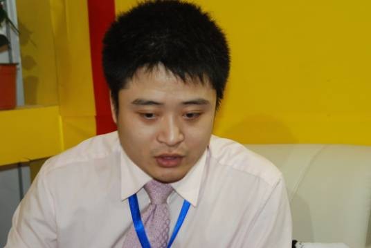 王晟（清华大学“马约翰杯”健美冠军）