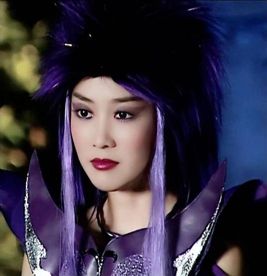 小月（电视剧《巴啦啦小魔仙之漂亮宝贝》中的女主角之一）