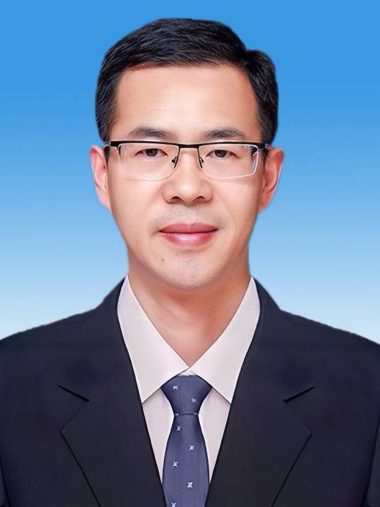 苗伟伦