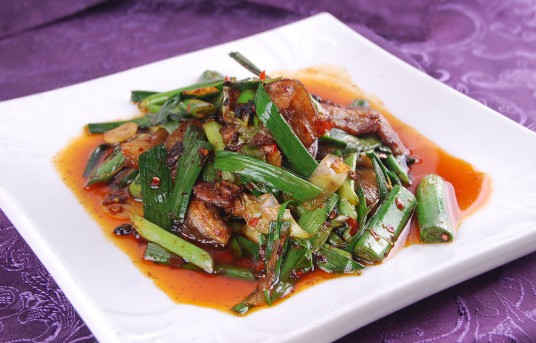 蒜苗回锅肉