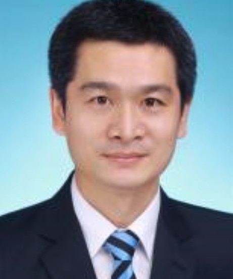 李爱军（上海大学教授，精工科技公司总经理）