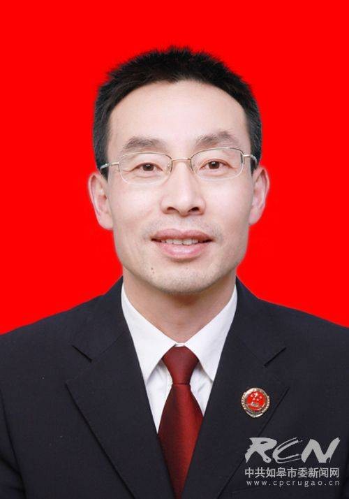 孙亚（江苏省南通市人民检察院副检察长、检察委员会委员、检察员）