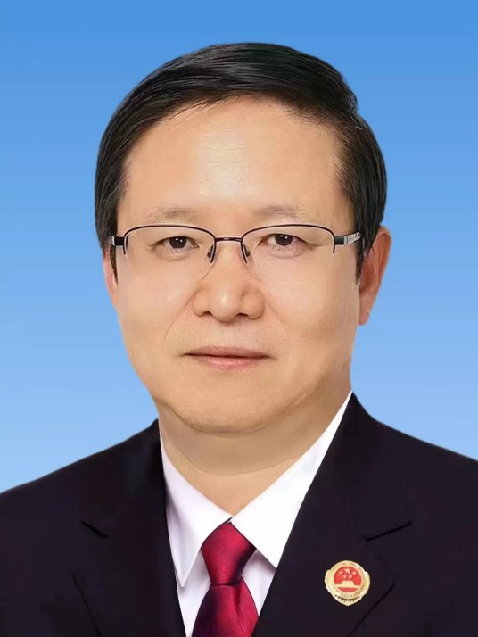 顾雪飞(山东省人民检察院党组书记、检察长,省委政法委副书记)