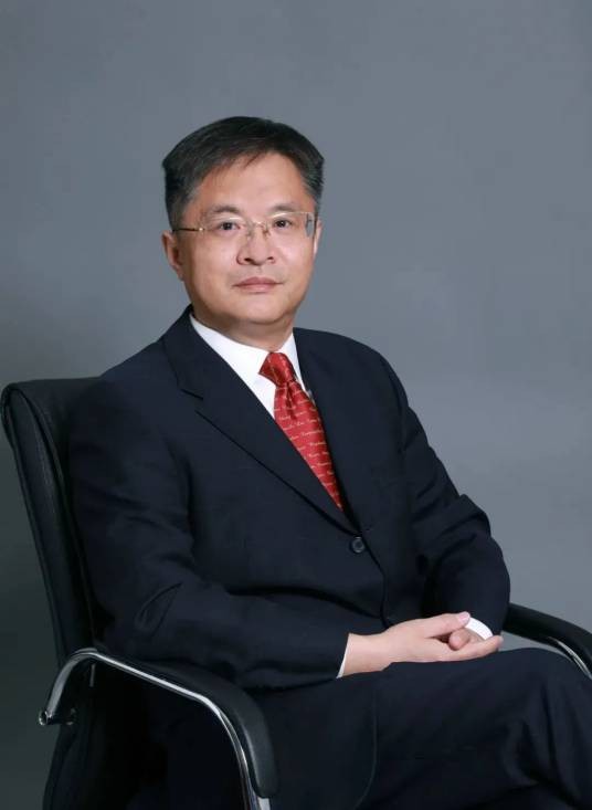杨国华（清华大学法学院教授、博士生导师）