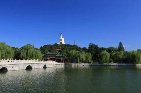 北海公园(北京4A级旅游景区)