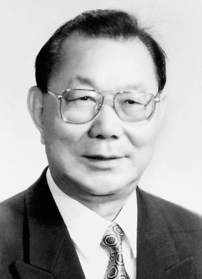 尹俊（云南省人大常委会原主任、中共云南省委原副书记）