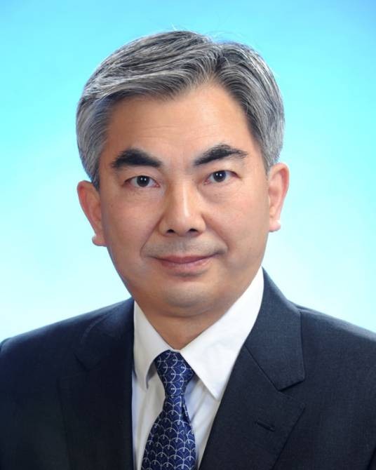 梁伟年