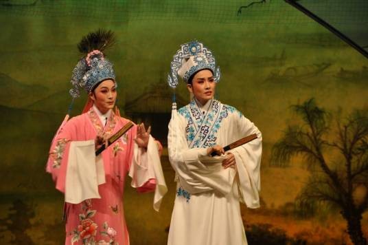 梁山伯与祝英台（2002年越剧电视剧）