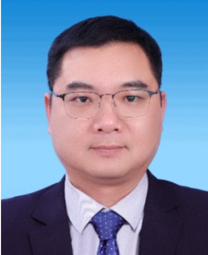 冯超(广东省恩平市财政局原党组书记、局长)