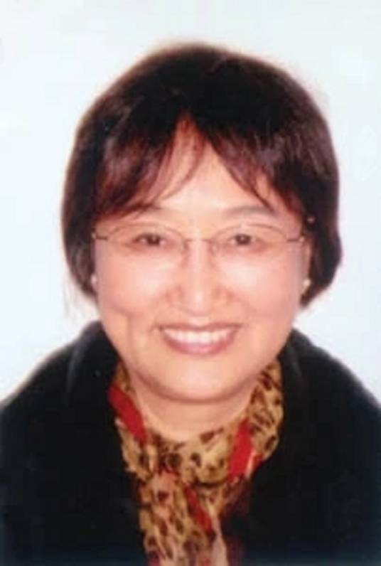 肖敏（主任编辑）