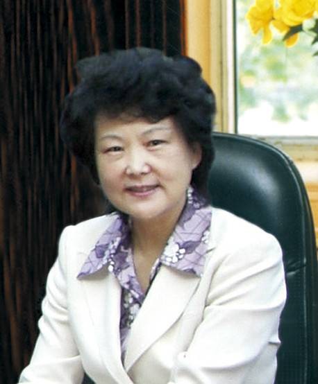 刘永芬（中国北京海淀区崛起实验学校校长）