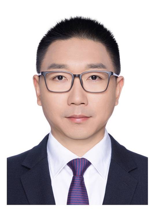 王江(共青团上海市委副书记)