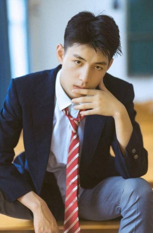 黄铭（演员）