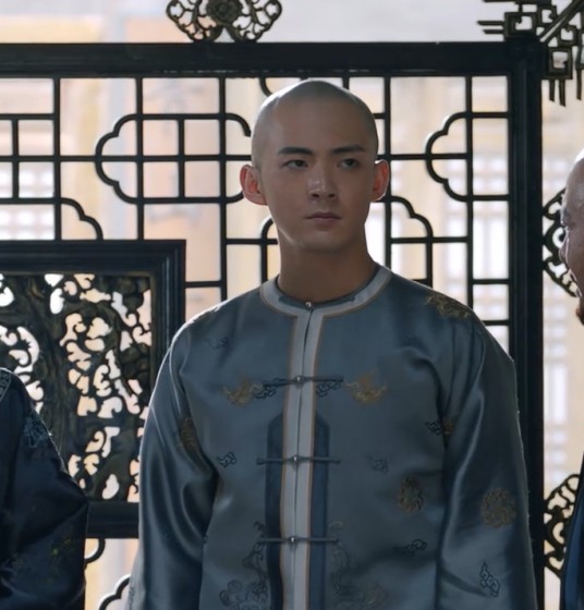 商宝震（电视剧《飞狐外传》中的角色）