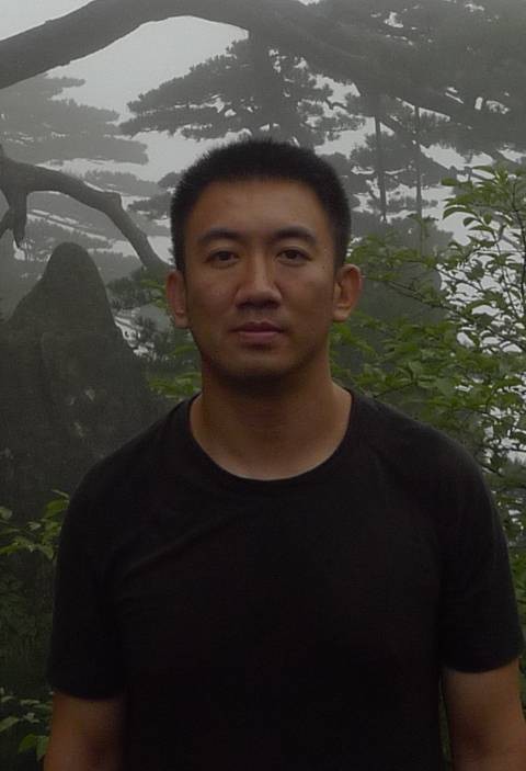 杨帆（清华大学美术学院陶瓷艺术设计系副教授）
