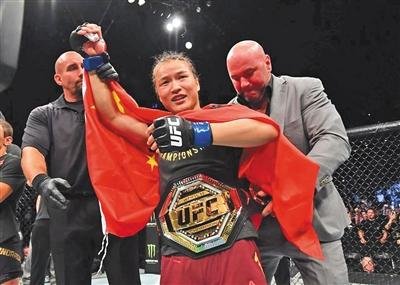 张丽伟从北漂保洁到格斗女神,一路走来经历了多少坎坷?