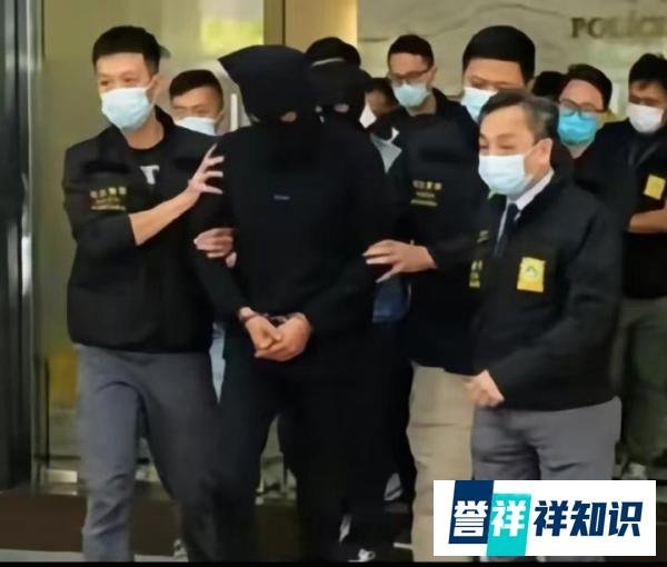 安以轩老公否认是黑社会 法庭上哽咽