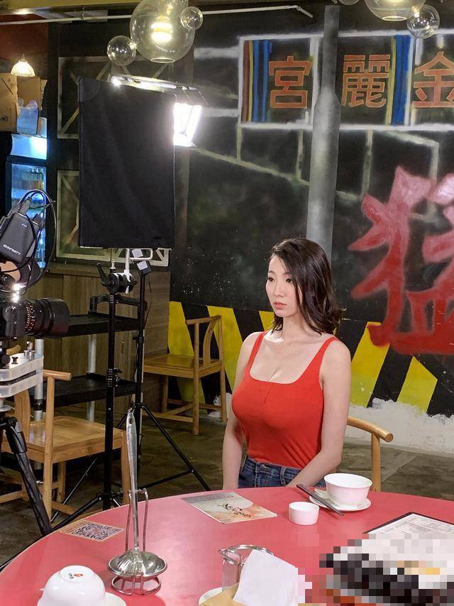 麦紫莉扮演老师的电影