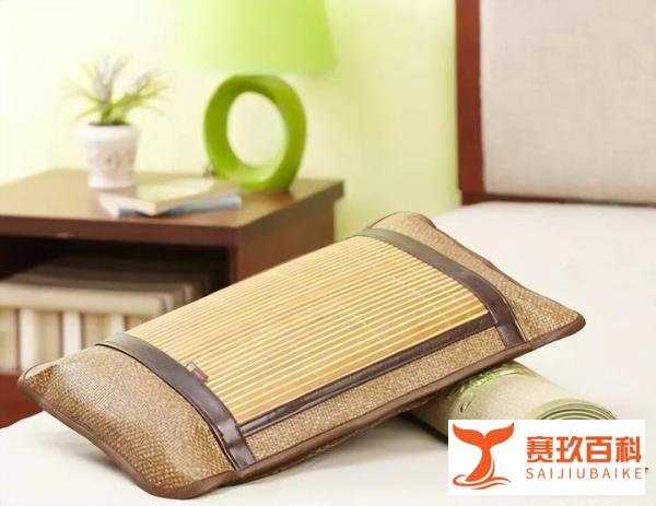 广东东莞邱女士80元凉席睡一晚身上扎满刺 网友：是凉席刺客吧