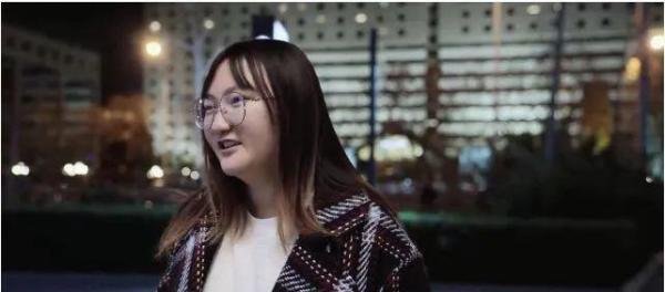 大爷半年骂走20个保姆：90后独生子女遇难题，父母老了怎么办？