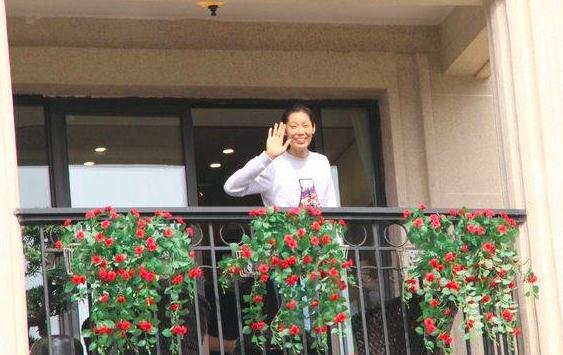 看看朱婷豪宅有多豪华呢?