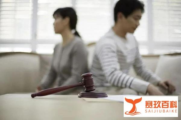 姐姐与姐夫离婚后回娘家，试图长期赖住，并向弟弟索要结婚彩礼钱