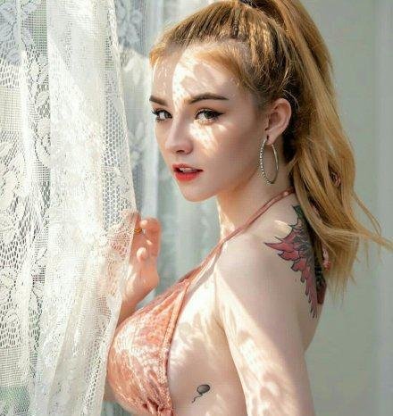 19岁泰国爱尔兰混血的女麻豆,为何在INS疯传?