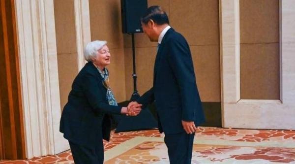 耶伦访华三鞠躬！美媒为何痛批其“软弱”：她像个小学生？