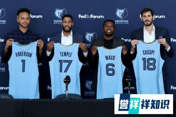 季后赛抢断数第一,李凯尔是NBA最慢的人,为何抢断这么厉害?